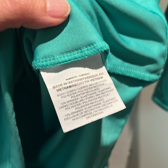 Nike Green Drifit Top- Tennis/ Golf Size Medium - Picture 8 of 8